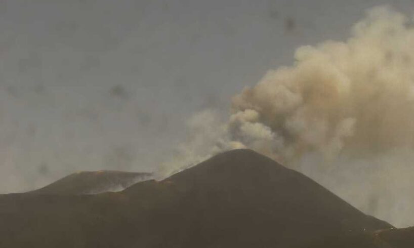 L'Etna torna a farsi sentire: ennesimo fenomeno parossistico sul vulcano