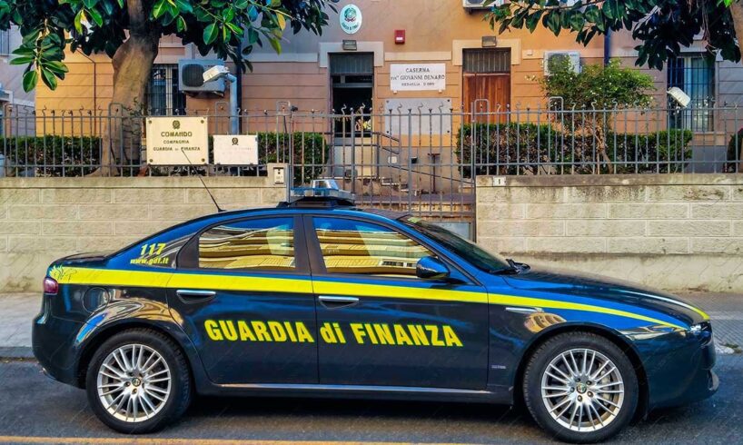 Milazzo, 11 misure cautelari dopo blitz antidroga: scoperto piano per attentato contro GdF