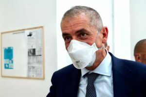 Covid, Costa: “Eccessivo estendere green pass per andare al bar o al ristorante"