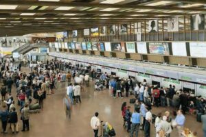 Catania, tamponi al Terminal B di Fontanarossa: 'covid area' al secondo piano della stazione