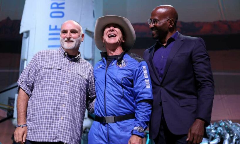 Usa, Bezos dona 200 milioni di dollari a due americani coraggiosi: “Facciano ciò che vogliono"