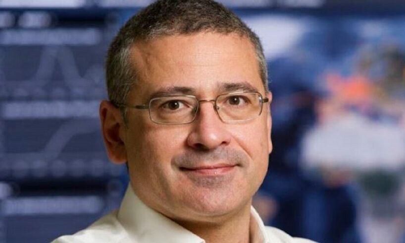 Covid, Vespignani: “Vaccinare rapidamente. Ospedali in difficoltà se non si fermano i contagi"