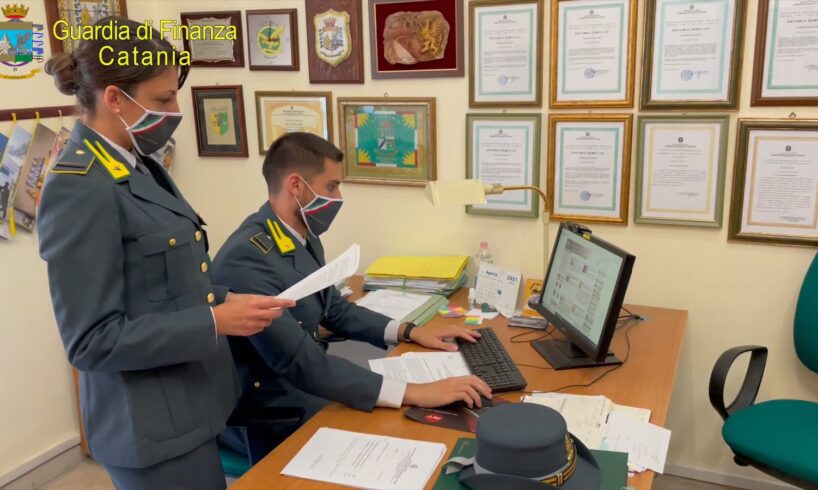 Catania, redigono falso testamento di anziana possidente per incassare eredità: 5 denunce, 1 mln sequestrato