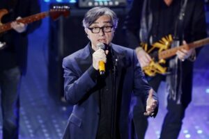 Sviene sul palco Gaetano Curreri degli Stadio: è in terapia intensiva