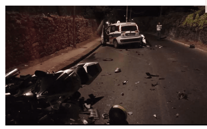 "E' una città attonita, quella che ha accolto la notizia della morte del 22enne Giuseppe Di Martino, un giovane pieno di vita, stroncata nella tardissima serata di ieri a seguito di un gravissimo incidente stradale avvenuto dopo la partita della Nazionale che è valsa agli azzurri la conquista dell'Europeo. Ma a Caltagirone c'è ben poco da festeggiare. Tanto, infatti, il dolore".