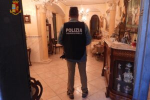 Catania, confiscati i beni di ‘Turi Amato' della ‘famiglia’ Santapaola: immobili e perfino una carrozza