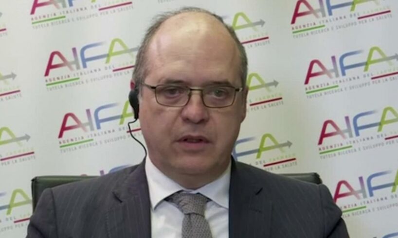 Covid, Magrini (Aifa): “Faremo forse il vaccino ogni anno. Terza dose sarà per immunodepressi e non per tutti”
