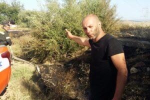 Paternò, l’urlo di Emanuele Feltri dopo la morte di Andrea legata ai roghi: “Sono incendi mafiosi. Lo vogliamo capire?” (VIDEO)