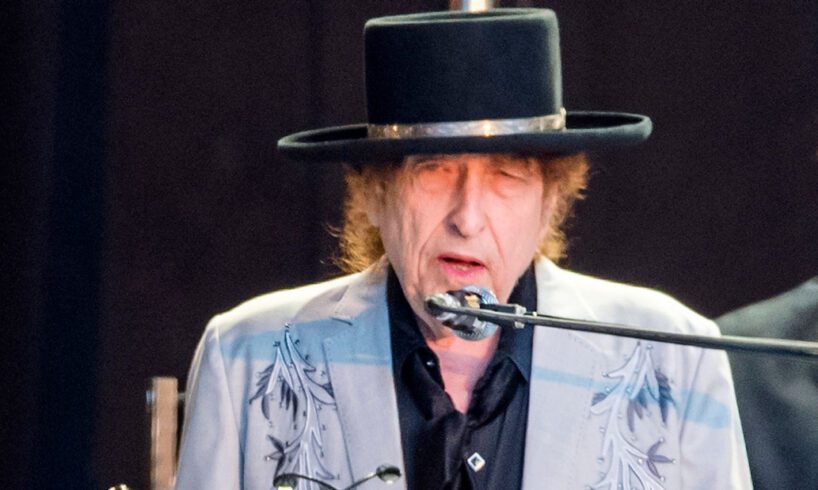 Una donna accusa Bob Dylan di abusi sessuali: avvenne nel 1965