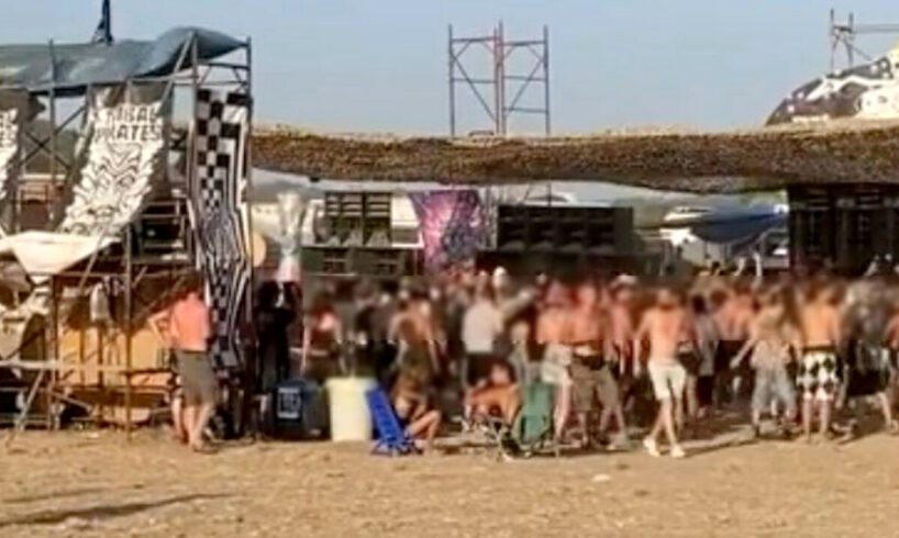 Rave Party, sgombero tardivo delle forze dell’ordine alla festa sul lago di Mezzano: andati via quasi tutti i partecipanti