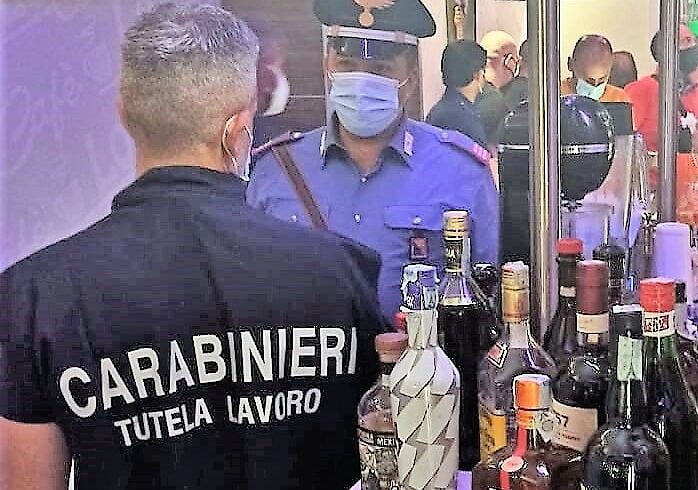 Zafferana Etnea, ‘en plein’ in un bar: 13 lavoratori in nero su 13 presenti. Sanzioni per oltre 60 mila euro