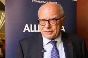 Covid, Galli: “La vera furbata è fare il vaccino”