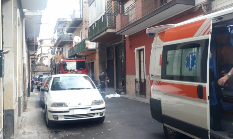 Paternó, è di un 50enne il cadavere di via Pola: morto per cause naturali