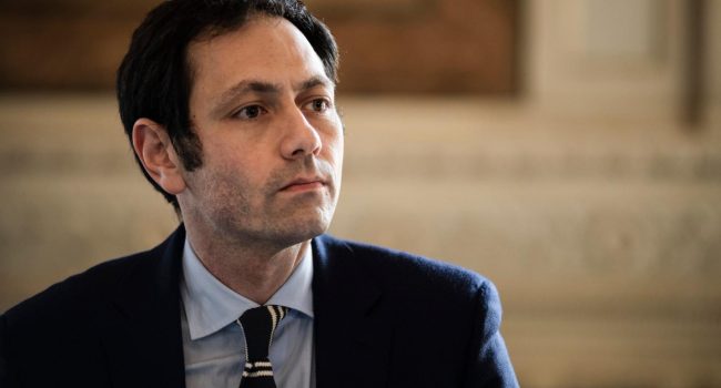 Covid, Razza: “Posti letto occupati perché in tanti non si sono vaccinati. Immunizzatevi”