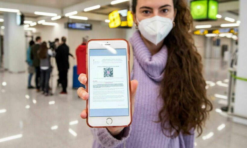 Covid, si allarga la platea del Green Pass: i posti dove è obbligatorio esibirlo