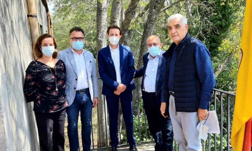 Sull’Etna con i bus eco-compatibili: Bronte e Maletto siglano accordo con il Parco dell’Etna