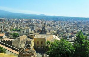 Paternò città abbandonata: la mancanza di spazi e idee genera le baby-gang