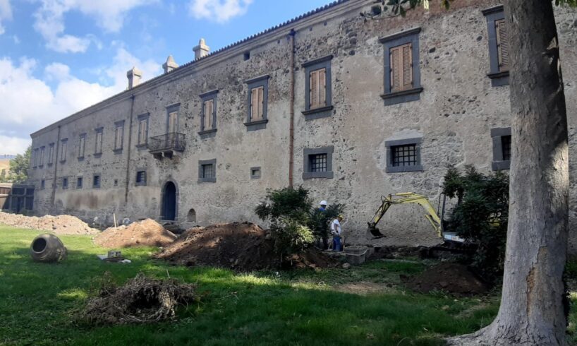 Bronte, al 75% il restauro del Castello di Nelson. Firrarello: “Sistemeremo anche il giardino”