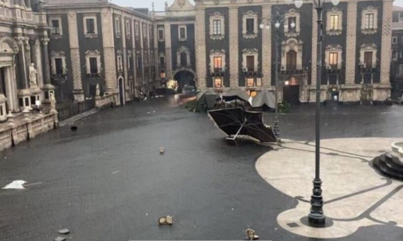 Maltempo, a Catania si contano i danni. Alla Protezione Civile di Adrano rubano motosega durante intervento. Mezzo della 'Misericordia' di Nicolosi distrutto da un albero