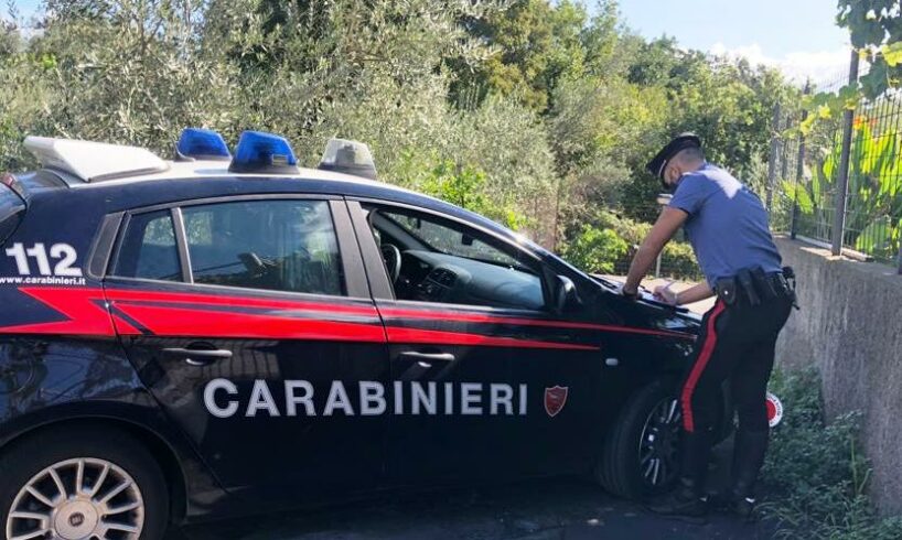 Caltagirone, rubavano mezzi agricoli in un’azienda di c.da Balchino: 43enne arrestato, si cercano due complici