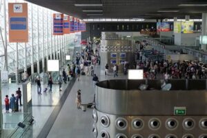 Catania, a Fontanarossa nuova apparecchiatura per tamponi molecolari rapidi. Liberti: “Sicurezza dentro e fuori l’aerostazione”