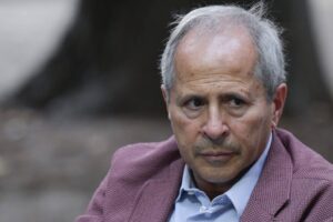 Green Pass, Crisanti: “Abolirlo? Arriviamo all’85% di vaccinati e poi vediamo”