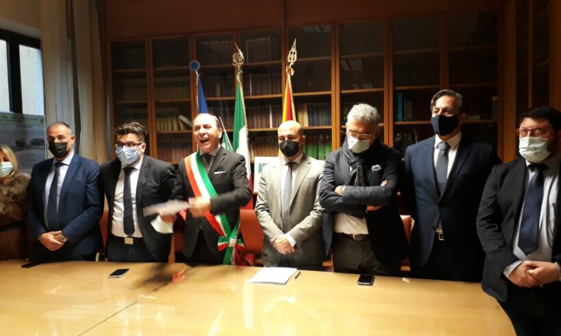 Paternò, la nuova giunta di Naso allontana Fratelli d’Italia. I coordinatori FdI: “Mannino è lì a titolo personale”
