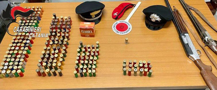 Grammichele, nel casolare di c.da Bisamore armi e munizioni: donna di 62 anni denunciata per omessa custodia