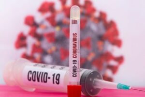 Biancavilla supera l’80% dei vaccinati. A Belpasso e Paternò positivi in crescita. Test salivari nelle scuole del Catanese