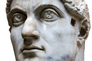 La storia velata: curvare lo sguardo storico per trovare le tracce dei vinti