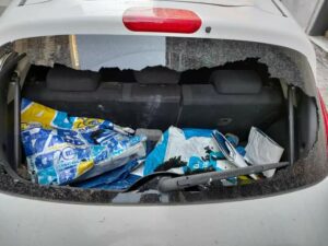 Paternó, ignoti danneggiano le auto degli avvocati Ciancitto e Di Caro: atto vandalico o intimidazione
