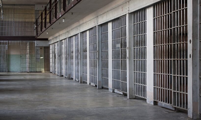 Caltagirone, uccise il compagno di cella mentre dormiva: arrestato