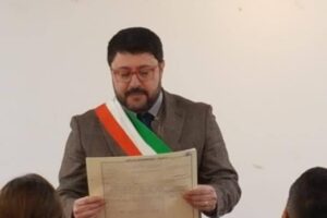 Paternó, probabile ingresso di Comis nella giunta Naso: al posto di Tomasello