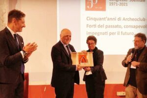 Archeologia, intervista a Massimo Cultraro: “Aperti a visione multidisciplinare. Indaghiamo Dna antico per nuove scoperte”