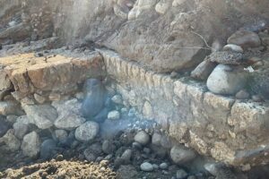 Archeoclub, dal Simeto viene alla luce un antico tracciato: una strada o un approdo per barche