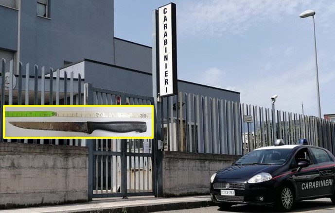 Calatabiano, scavalca il balcone e aggredisce l’ex compagna: 49enne violento arrestato in flagranza