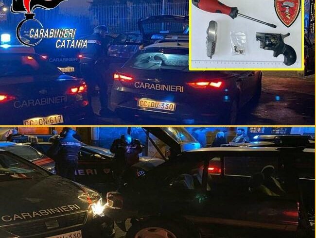 Catania, rapina una prostituta e investe con auto ‘gazzella’ dei carabinieri: 41enne arrestato