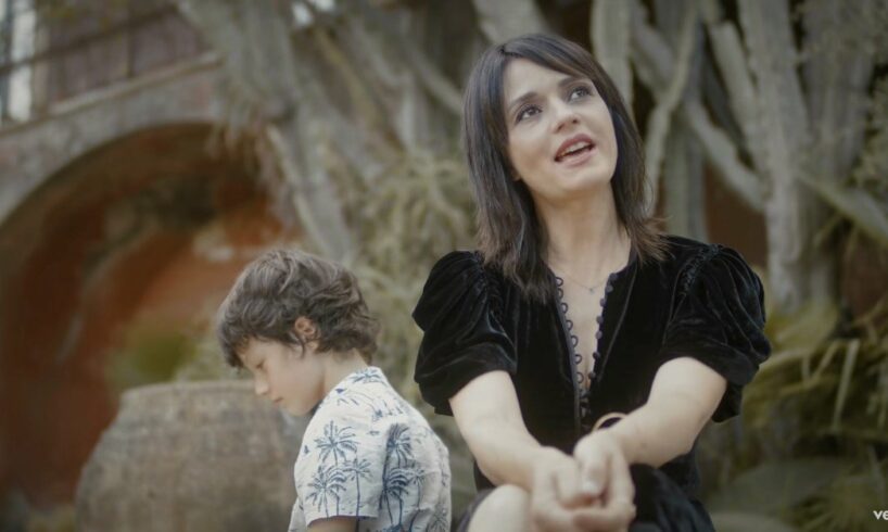 Il desiderio di Carmen Consoli: “Vorrei che mio figlio conoscesse il suo padre naturale”