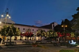 Valverde, il 21 Notte Bianca in piazza del Santuario: falò di Natale con degustazioni e intrattenimento