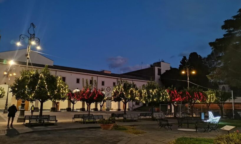 Valverde, il 21 Notte Bianca in piazza del Santuario: falò di Natale con degustazioni e intrattenimento