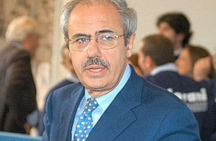 Mafia, rinviata al 7 gennaio l’ultima udienza del processo all’ex governatore Lombardo: chiesti 7 anni e 4 mesi