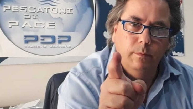Il leader No Vax si ammala di covid e si pente: “Bisogna seguire la scienza che ti sana e ti salva”