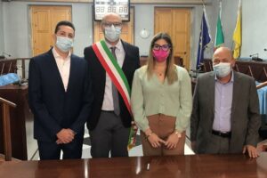 Biancavilla, giurano i due nuovi assessori Mignemi e Portale: dal sindaco ‘buon lavoro’ e grazie agli uscenti