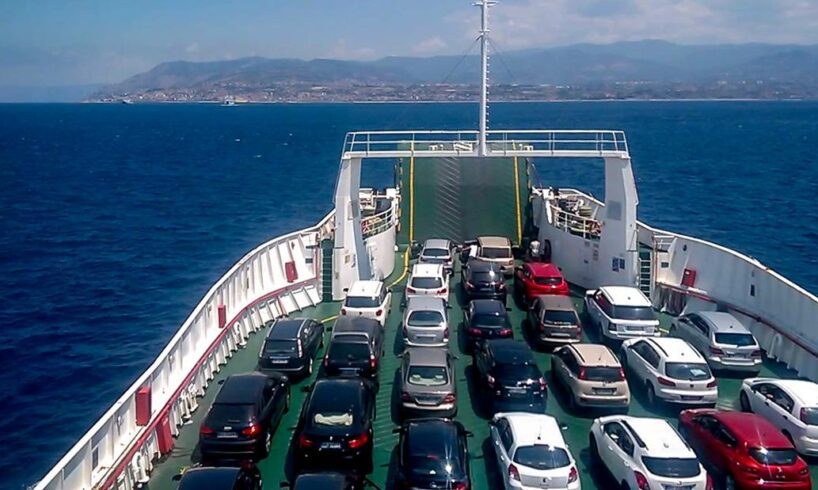 Green Pass anche nello Stretto di Messina: certificazione verde per chi viaggia tra Messina e Villa San Giovanni
