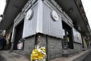 Catania, nella chiesa della Sacra Famiglia i funerali di Jenny: lutto cittadino deciso dal sindaco Pogliese