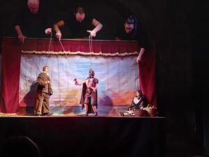 Catania, i pupi siciliani conversano in Sicilia: al Teatro del Canovaccio Vittorini adattato dai Fratelli Napoli 