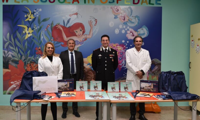 Catania, dai Carabinieri auguri e regali ai piccoli degenti dell’ospedale ‘Garibaldi Nesima’