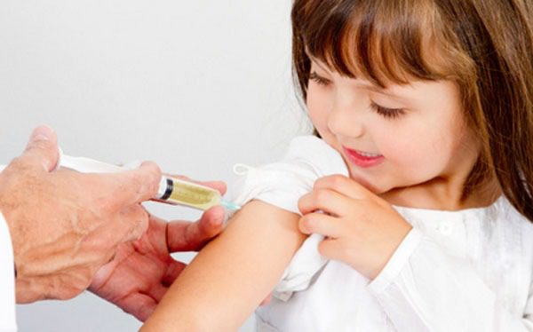 Covid: quasi 300 bambini già vaccinati negli ospedali di Acireale, Biancavilla e Caltagirone. Il link per la prenotazione