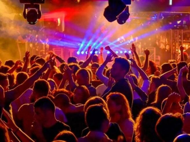 Adrano, la festa-focolaio del liceo Scientifico. Uno studente: “Io e altri pentiti per avere partecipato. In una chat tutti i contagiati”