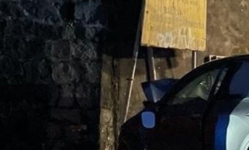 Acireale, in auto si schianta contro un muro: muore donna di 62 anni di Modena